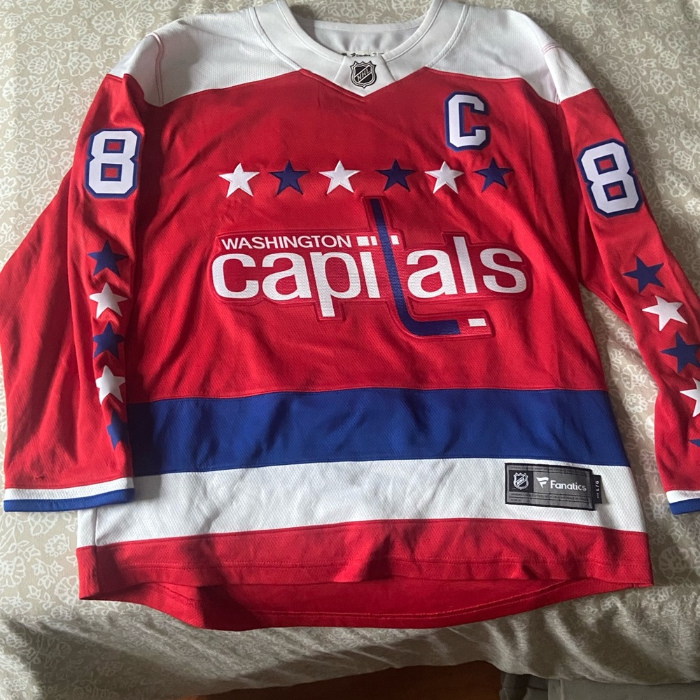Washington Capitals alternate retro jersey